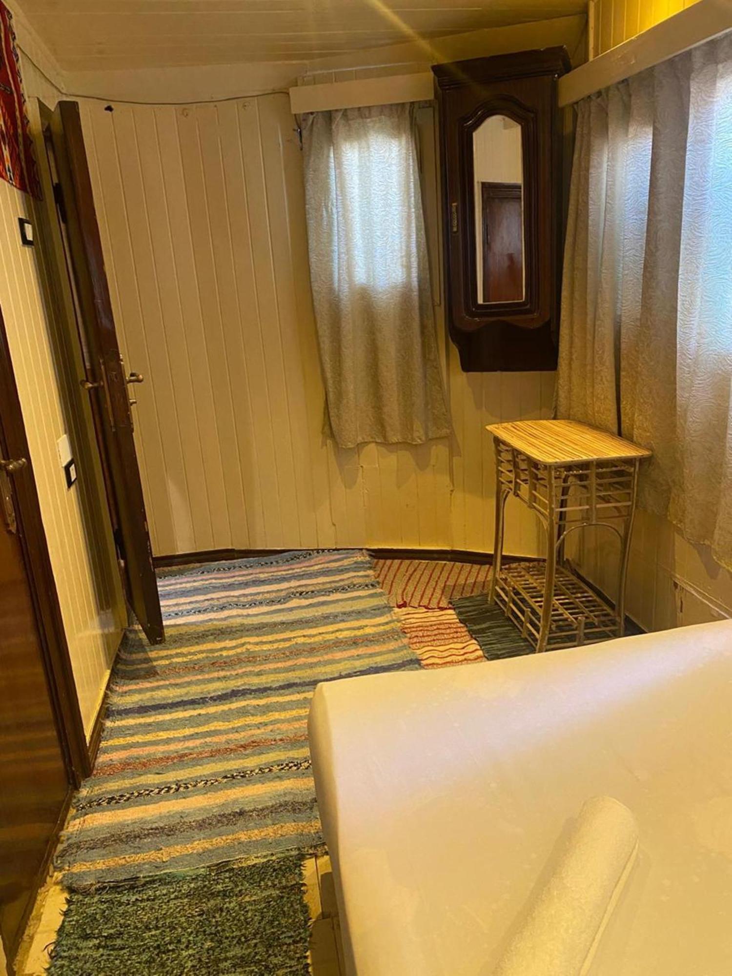 Moon Boat Hotel Луксор Екстериор снимка