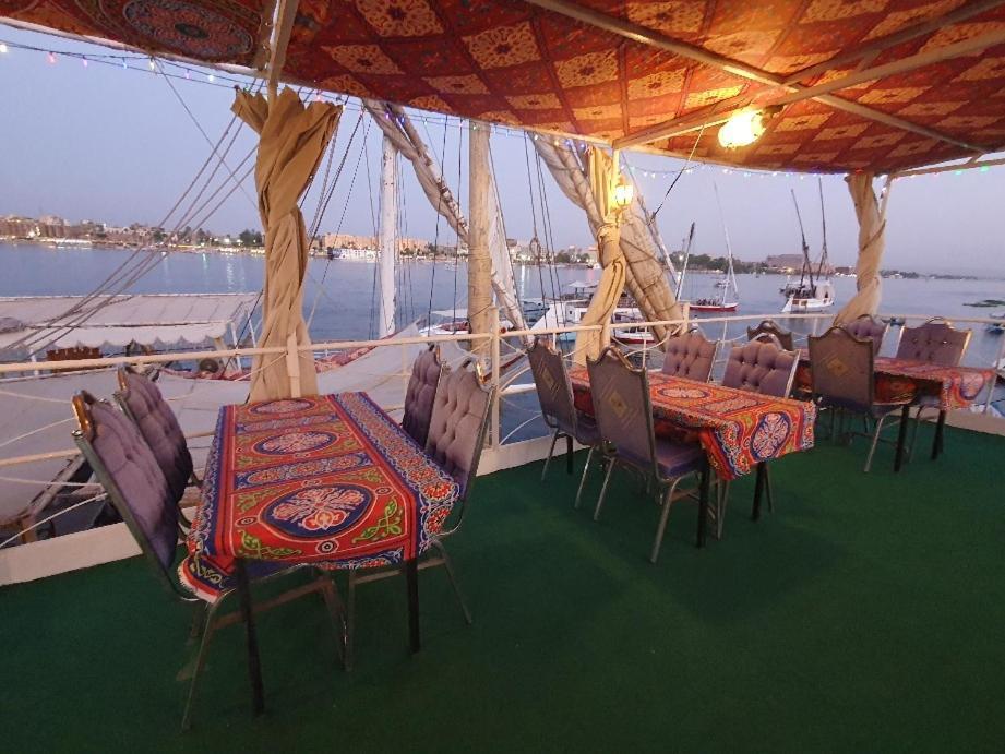 Moon Boat Hotel Луксор Екстериор снимка